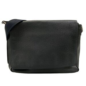 Louis Vuitton Roman MM Taiga Shoulder Bag M32624